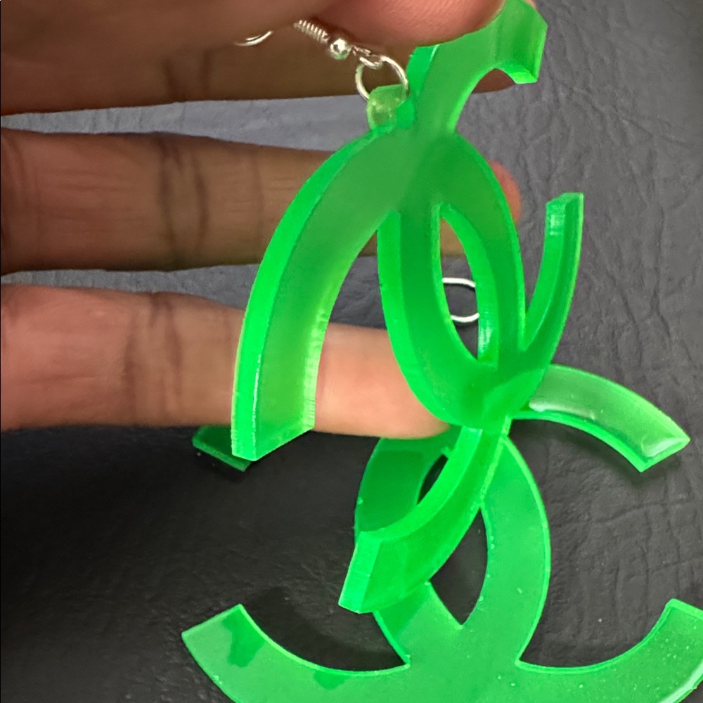 Streetwear Fashion Neon Green Earrings - Picture 9 of 9